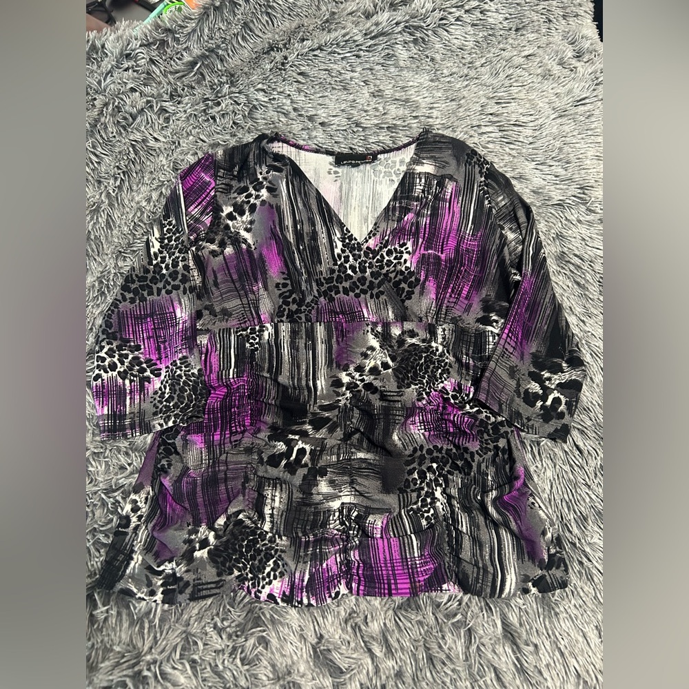 Laura Petites Abstract Animal Print Peplum Blouse